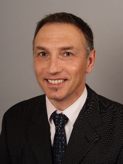 Dr. Andreas Nauerz